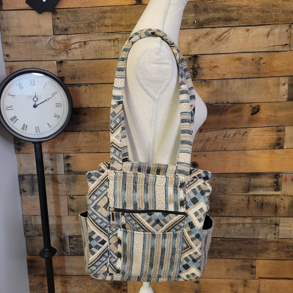 Canyon Sky women's fabric shoulder purse